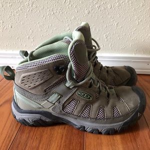 Keen hiking boots